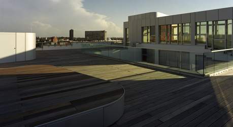 Roof terrace including Skylounge