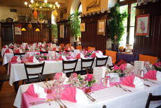 Wirtshaus Kurgarten - Function room in Munich - Family celebrations and private parties